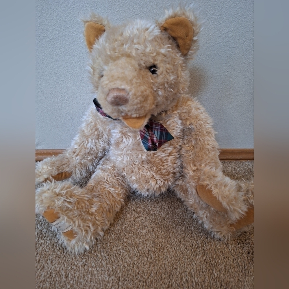 Vintage 1991 Gund Festival Collectors Bear Signed 128 of 300 14"